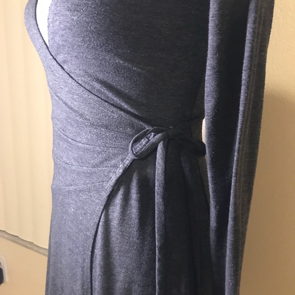 Dress - Picture 4 of 4